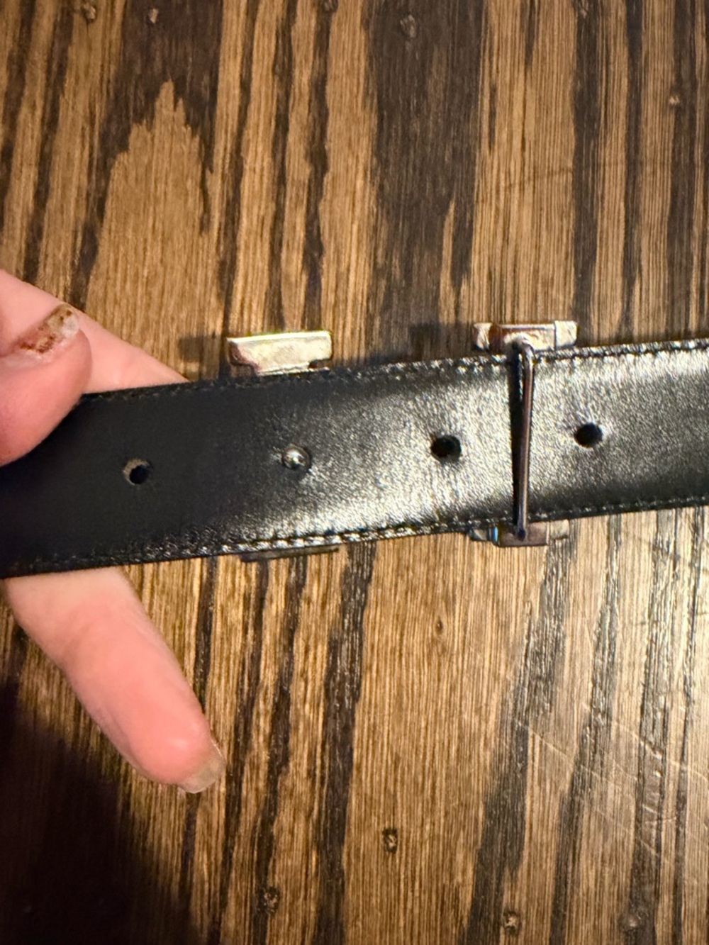 Lederer Black Croc-Embossed Leather Belt with Silver H Buckle - Picture 3 of 3